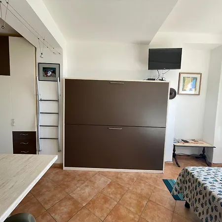 Piccola Navetta Diano San Pietro